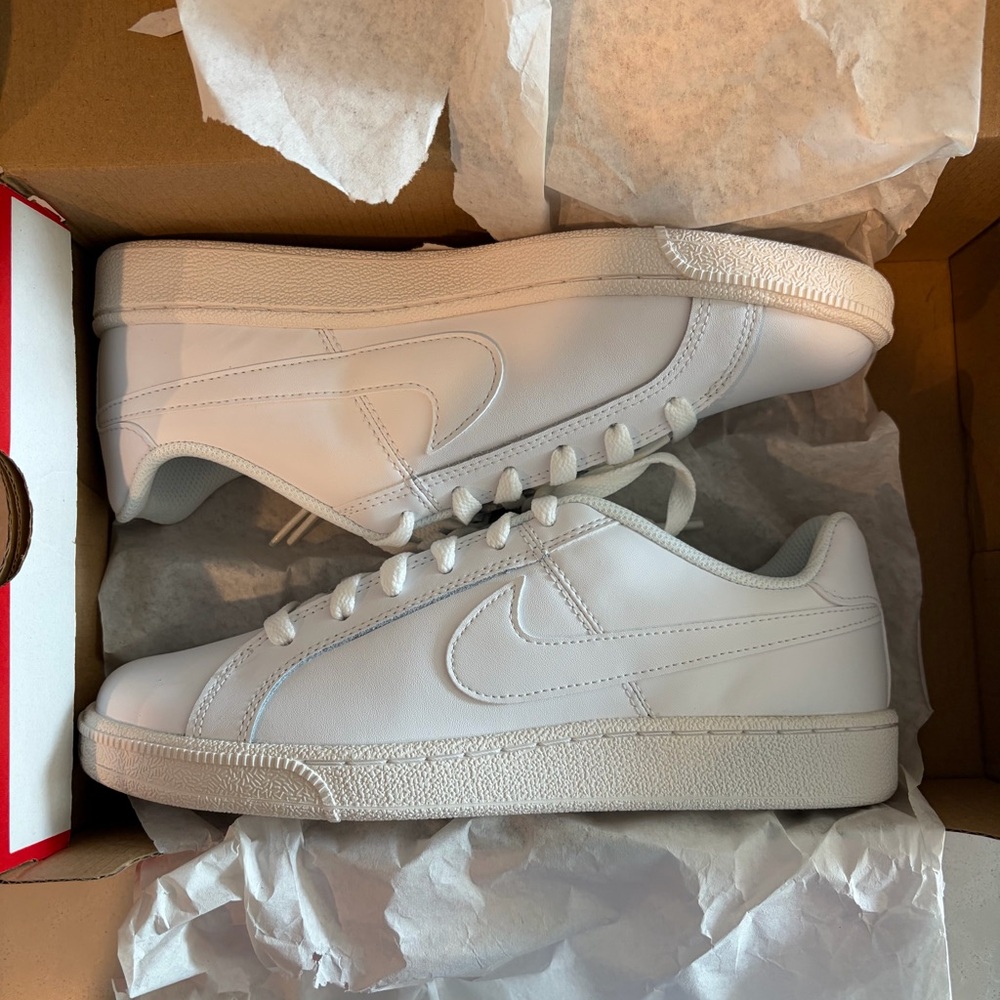 Nike Women’s Court Royale